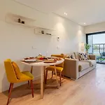 Apartament W/ Balcony, Pool & Gym In Antas By Hostwise *