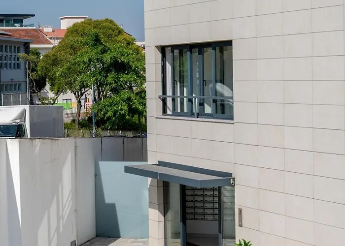 Appartamento W/ Balcony, Pool & Gym In Antas By Hostwise *