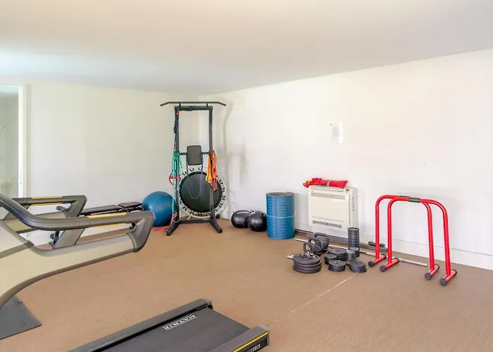 W/ Balcony, Pool & Gym In Antas By Hostwise * Oporto