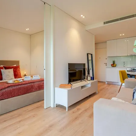 W/ Balcony, Pool & Gym In Antas By Hostwise Lejlighed Porto